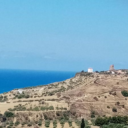 Casa Vacanza Rosariomaria Реалмонте Екстериор снимка