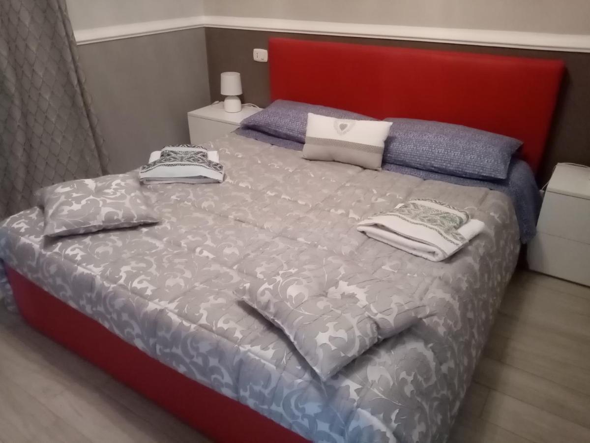 Casa Vacanza Rosariomaria Реалмонте Екстериор снимка