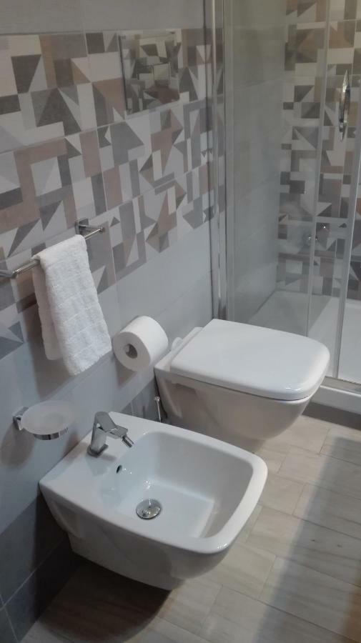 Casa Vacanza Rosariomaria Реалмонте Екстериор снимка