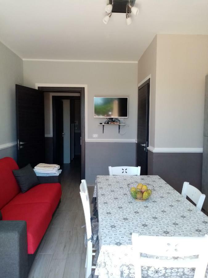Casa Vacanza Rosariomaria Реалмонте Екстериор снимка